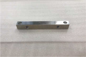 アルミプレート