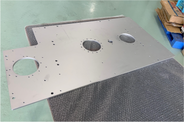 アルミプレート