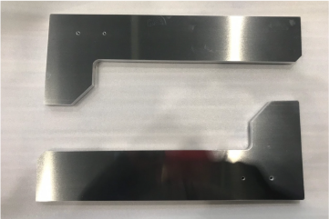 アルミプレート