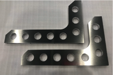 アルミプレート